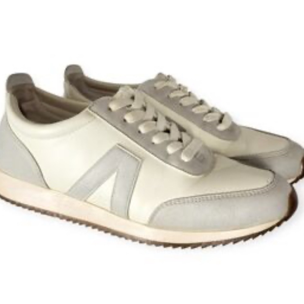 Mia Women’s Kable Lace up Sneakers